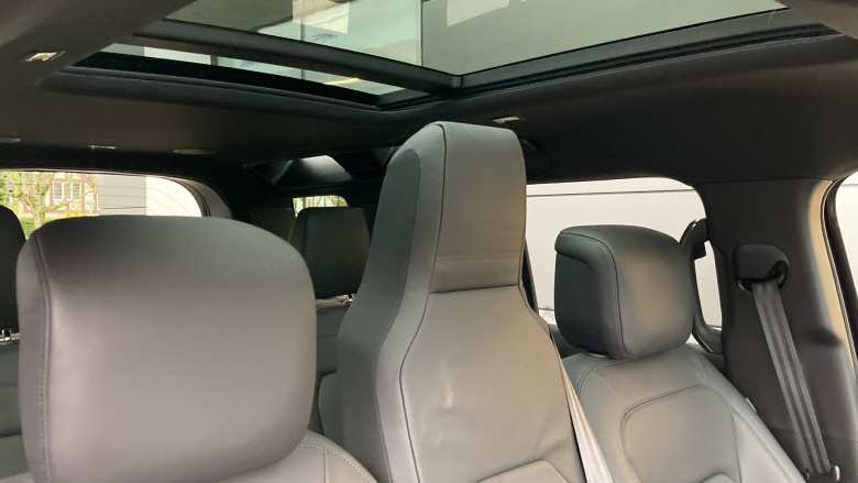 Land Rover Defender 3.0 D350 X-Dynamic HSE 110 5dr Auto [6 Seat] Diesel Estate